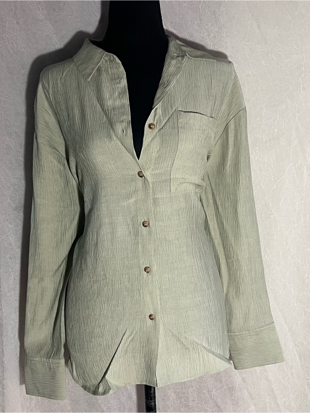 NWT Light Sage Button-Up casual textured Shirt